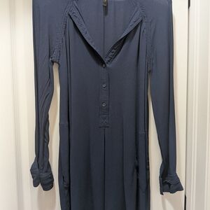 Women's Long Sleeve Navy Button-Front Tunic Top with Two Small Pockets.